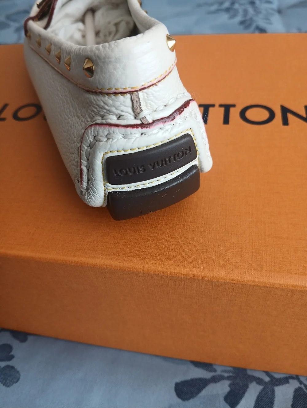 Louis Vuitton Suhali Leather Loafers With Gold Studs - Picture 3 of 7